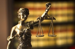 Защита адвокатом по уголовным делам в суде